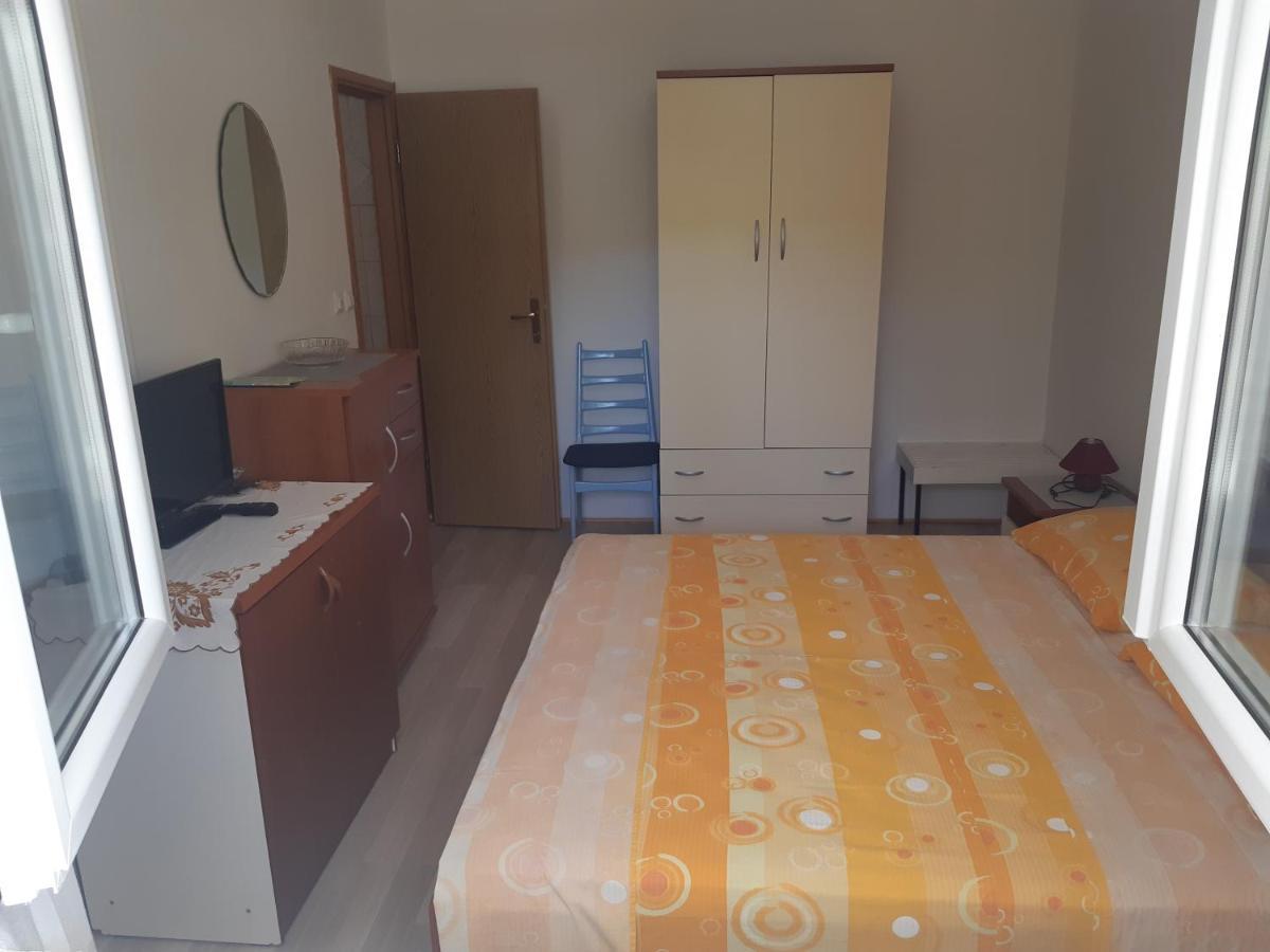 Apartments Julija Hvar Zewnętrze zdjęcie