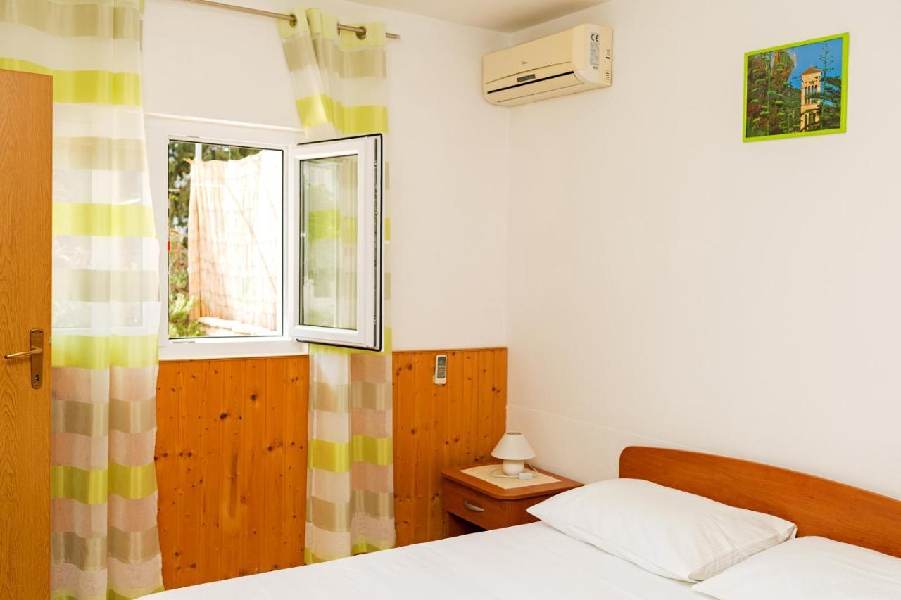 Apartments Julija Hvar Zewnętrze zdjęcie