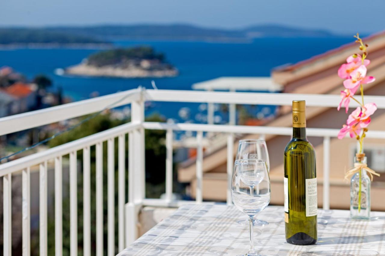 Apartments Julija Hvar Zewnętrze zdjęcie